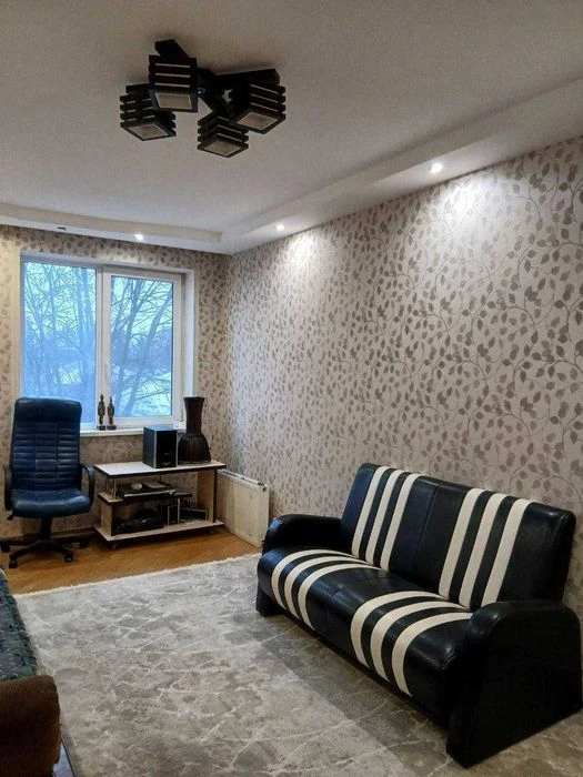 For sale 2 rooms. Saltivka new building 4/9 brick house 55