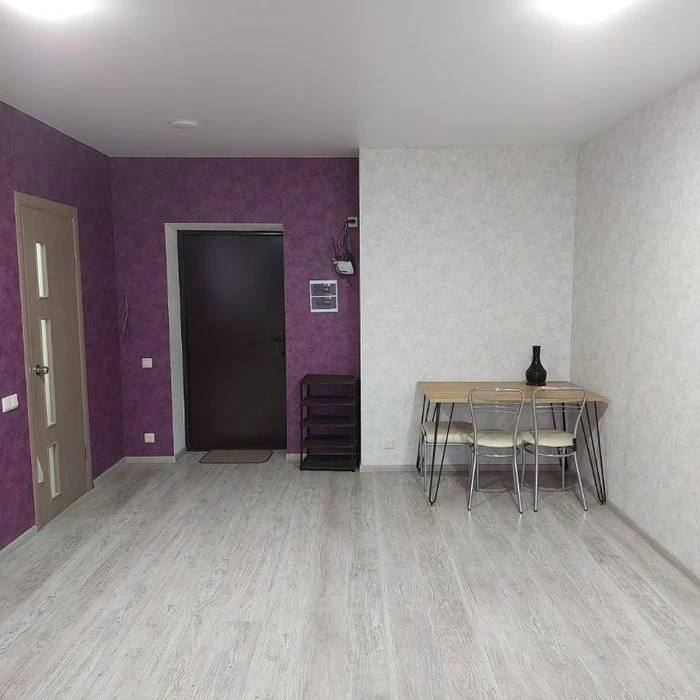 For sale new building residential complex Ptichka 40m 5/9 floor European-quality repair, furniture, tech