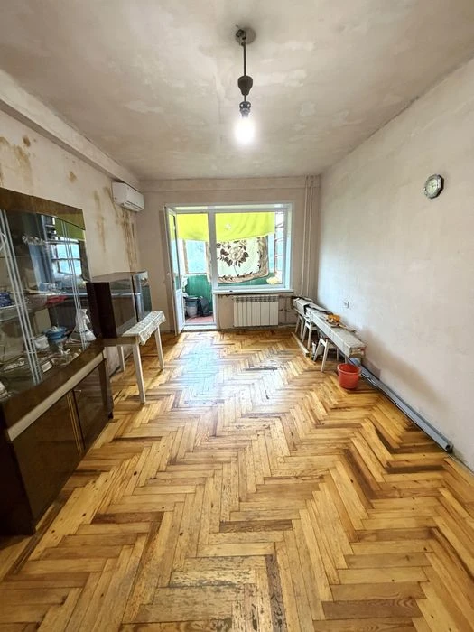 Продается 2 ком квартира в Хортицком р-не по проспекту Юбиле