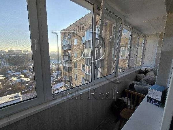 Sale of a 2-room apartment 54 m², Valery Lobanovskyi about