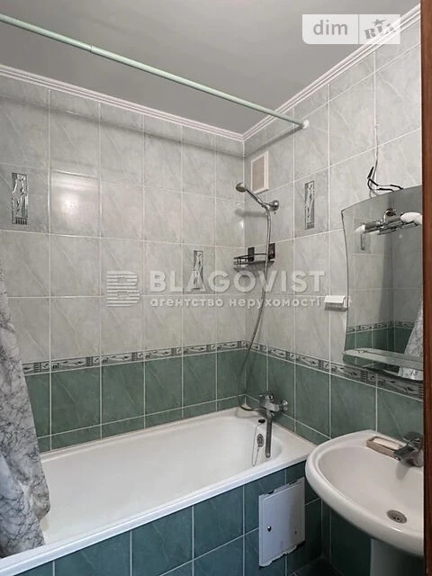 For sale 2-room apartment 72.6 sq. m. on Darnytskyi Blvd. 8 • ID 3473