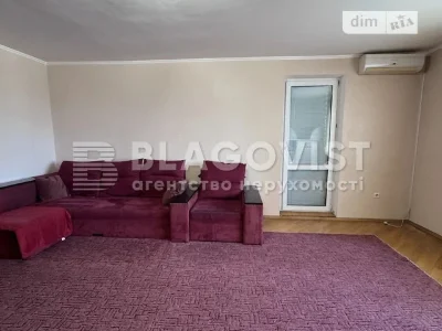 For sale 2-room apartment 72.6 sq. m. on Darnytskyi Blvd. 8 • ID 3473