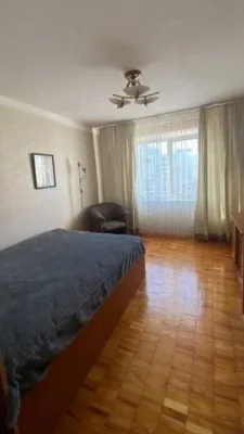 Apartment for sale at Bratislavska 22 7 with renovation Yunist Che