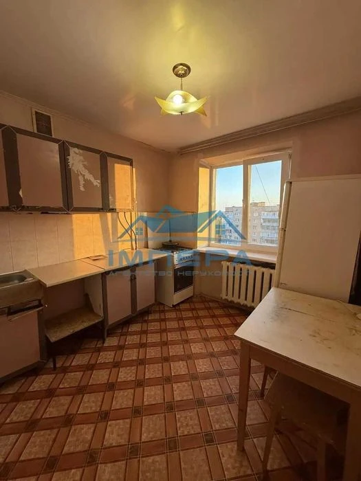 Продаж 1к квартири на Алмазному. 40м2. Цегла