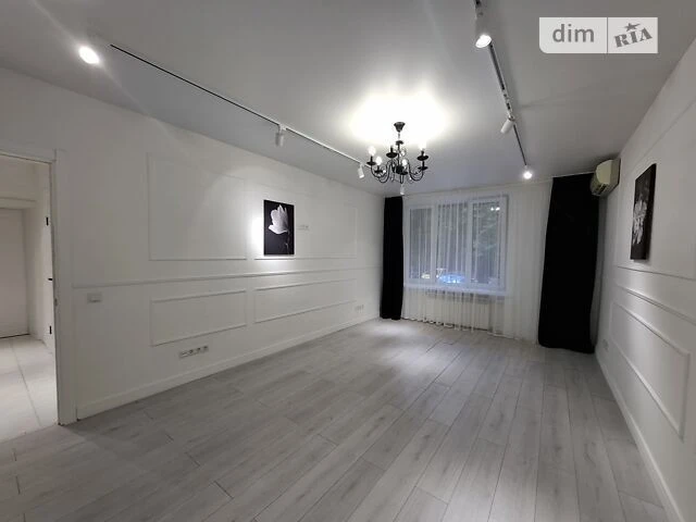 Sale of 1-room apartment 40 sq. m on Shovkovychna st. 30/35 • ID 34