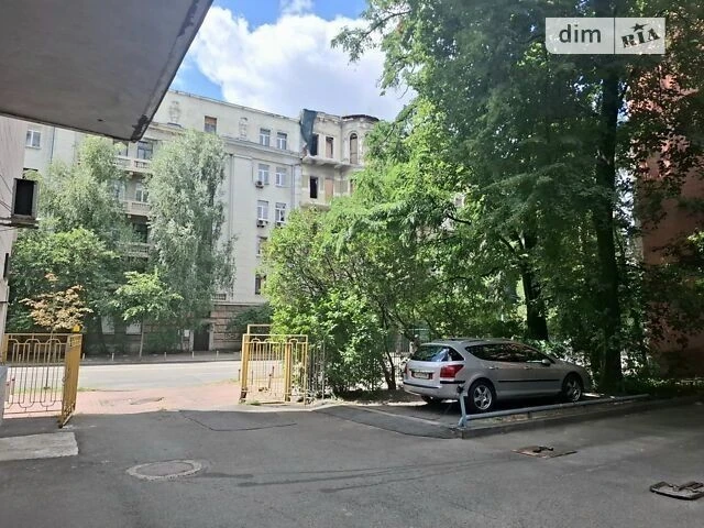 Sale of 1-room apartment 40 sq. m on Shovkovychna st. 30/35 • ID 34