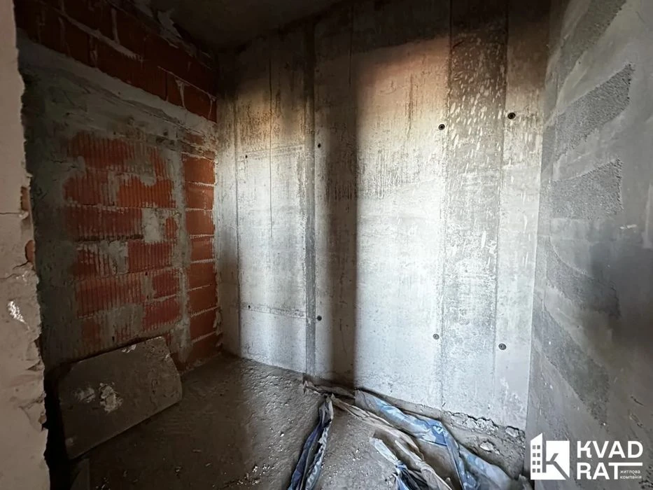 Urgent! 1 bedroom, center, 49m2