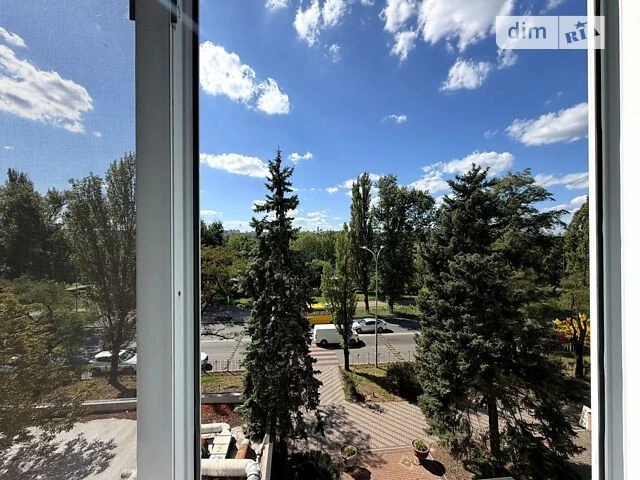 For sale 2-room apartment 42.6 sq. m on Rusanivska embankment 4 • ID 347