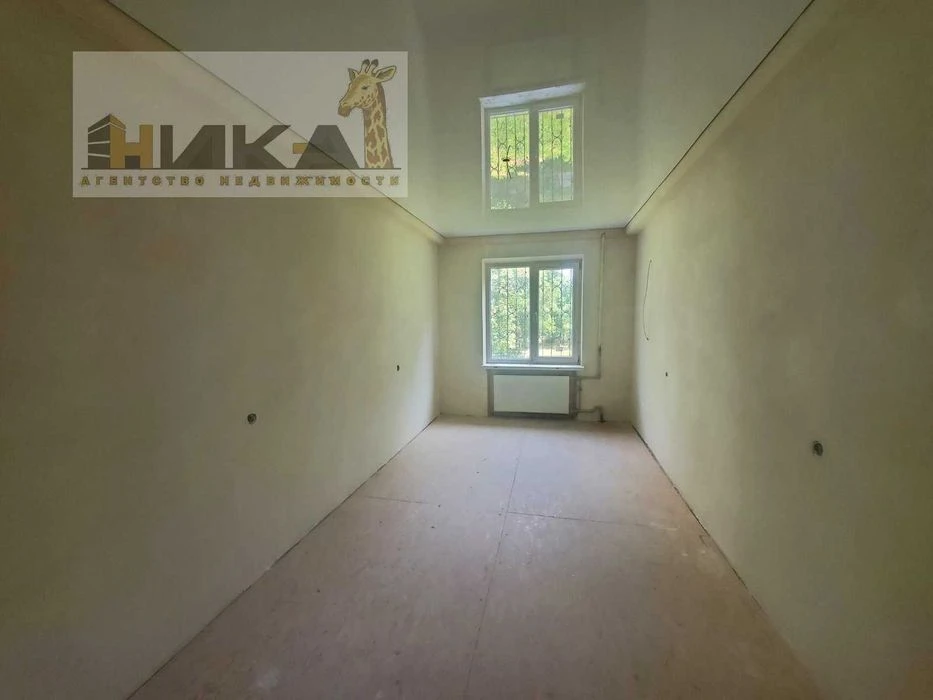 4-room apartment for sale on Zaporizhzhia Kozats'ka St.