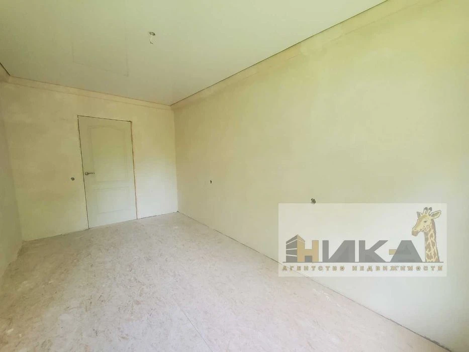 4-room apartment for sale on Zaporizhzhia Kozats'ka St.