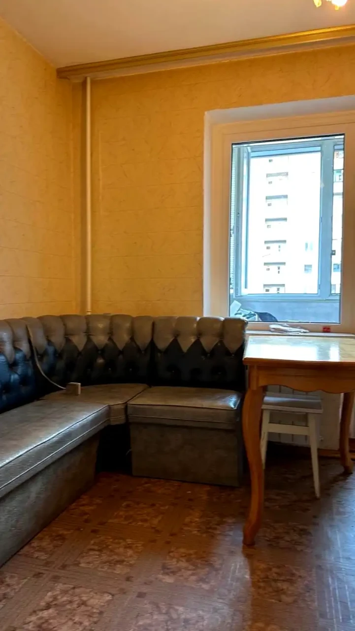 Apartment for sale 2-room. 55.7 m² 8/16 floor.
