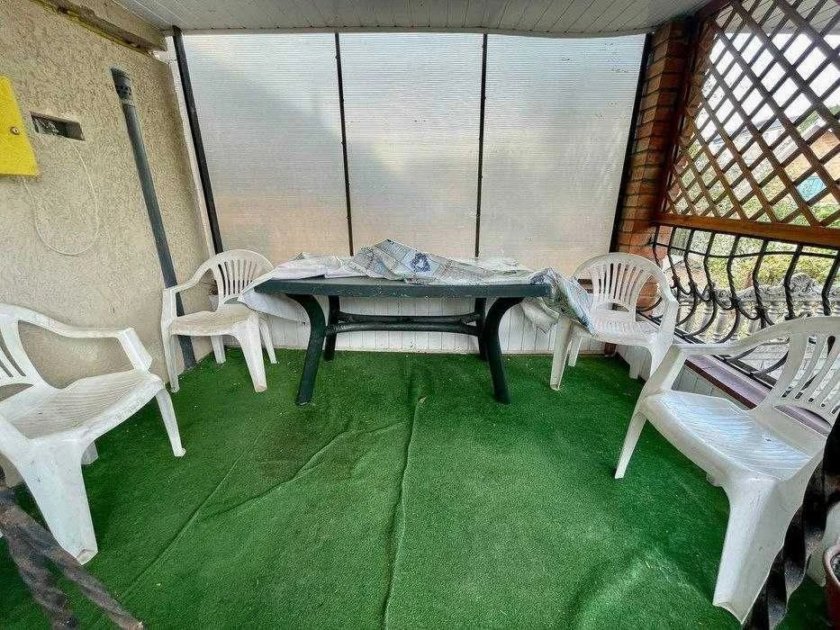 Продаж. Частина будинку, 4 кімнати, 103 м². Затишний район.