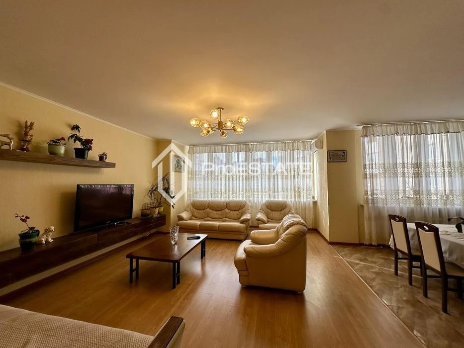 продаж квартири ЖК Корона Срібнокільська, 1 Позняки 137м2