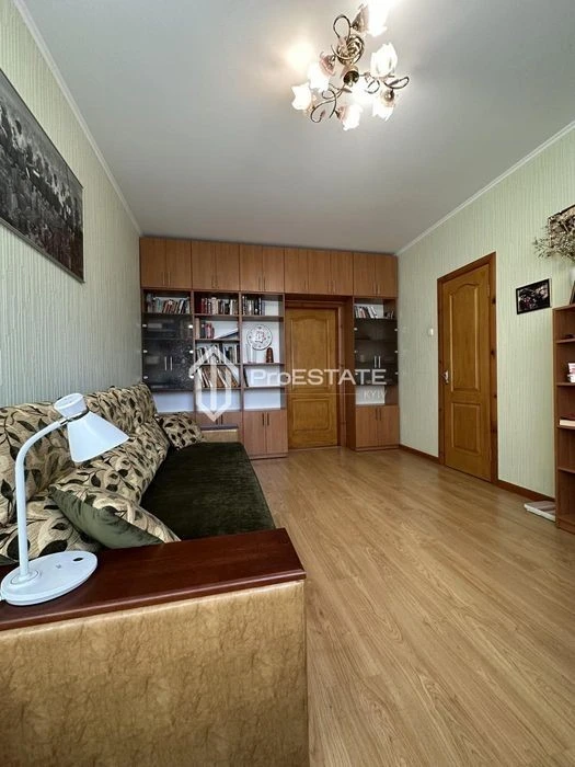 продаж квартири ЖК Корона Срібнокільська, 1 Позняки 137м2