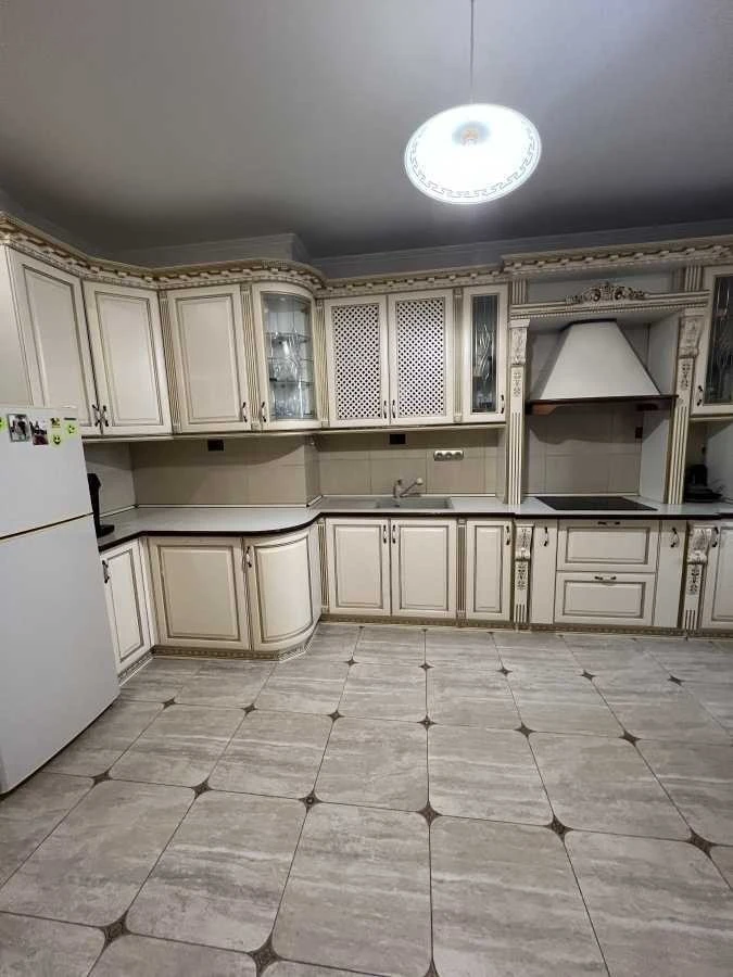 3-room apartment for sale 120 m², Holosiivskyi Avenue, 13