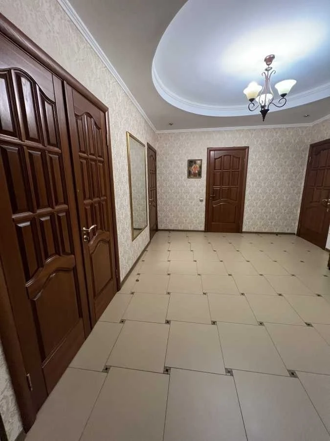 3-room apartment for sale 120 m², Holosiivskyi Avenue, 13