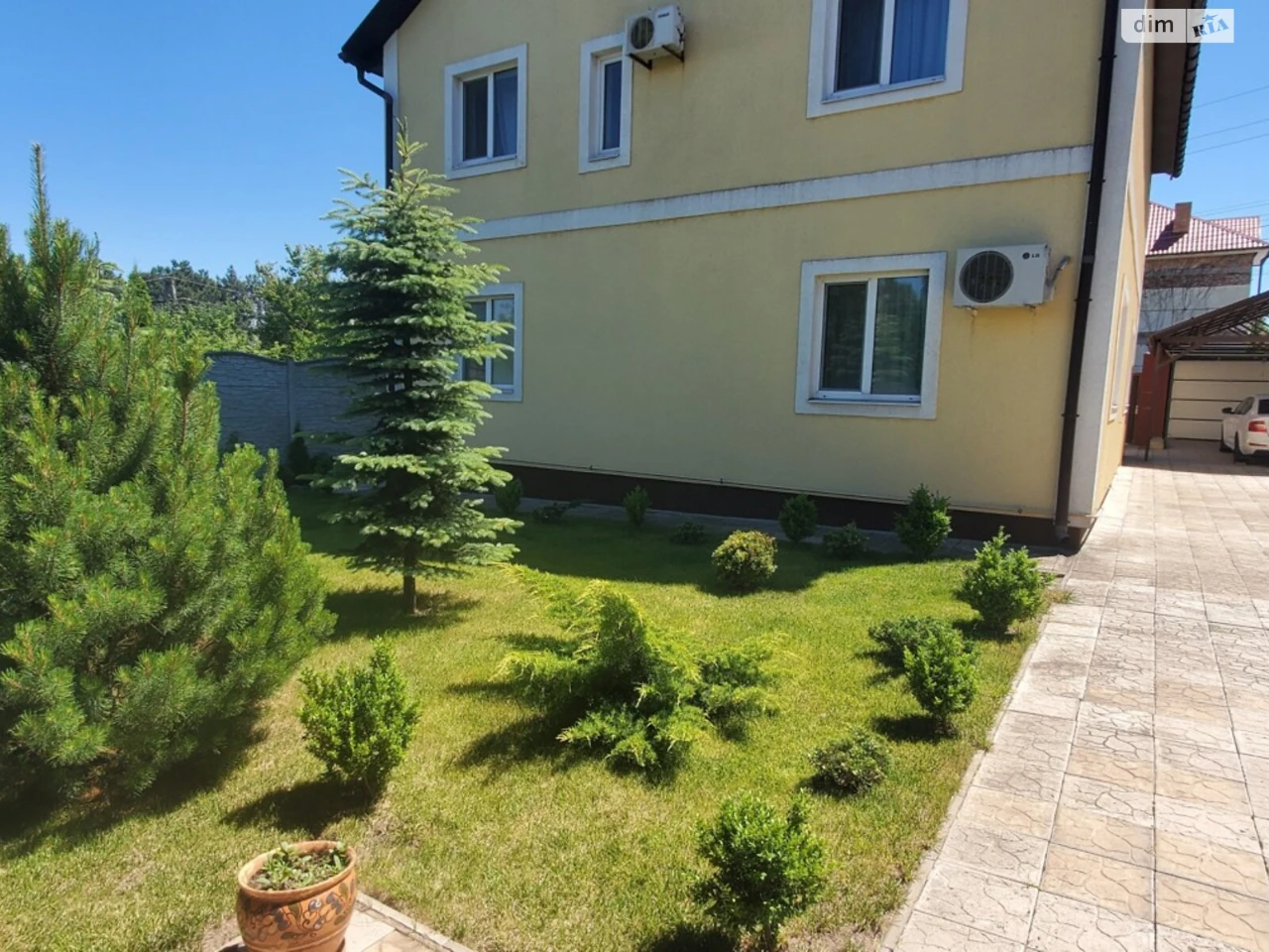 House for sale Velykyi Lug