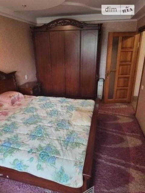 Sale of 3-room apartment 75 sq. m on Vasylkivska Street 8 • ID 345