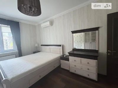 Sale of 1-room apartment 43.8 sq. m. on Degtyarivska Street 25A building