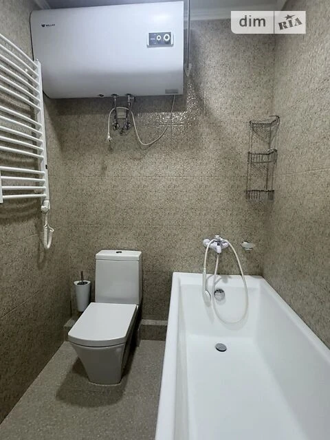 Sale of 1-room apartment 43.8 sq. m. on Degtyarivska Street 25A building