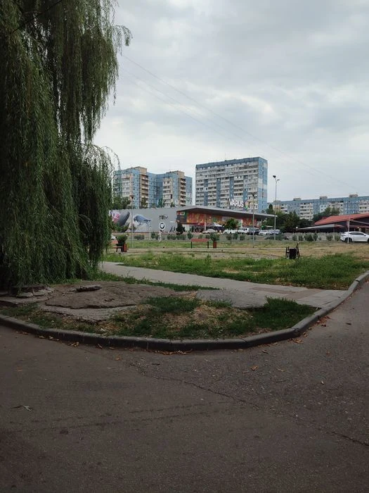 Продам 2 х кв-ру на Червоному Камені 5/9 пре