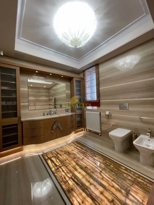 Sale! 5 rooms St. Institutskaya 18 a in the residential complex "Lipskaya Tower