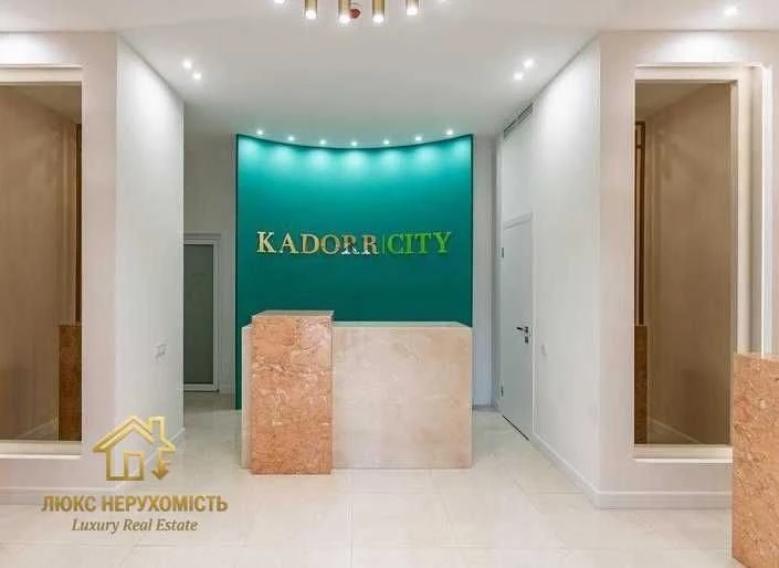 2 комнатная квартира с ремонтом в 60 Жемчужине, ул. Краснов