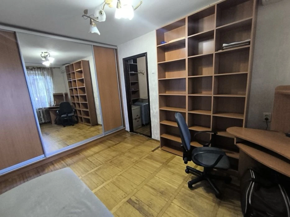 Двухкомнатная квартира на Фонтане