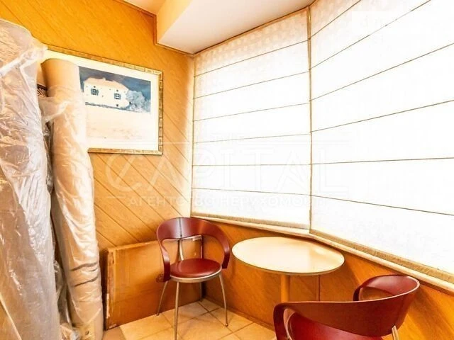 Продаж 3к квартири 120 кв. м на вул. Хрещатик 4 • ID 3471551