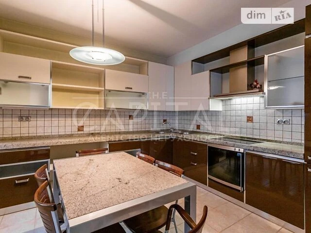 Продаж 3к квартири 120 кв. м на вул. Хрещатик 4 • ID 3471551