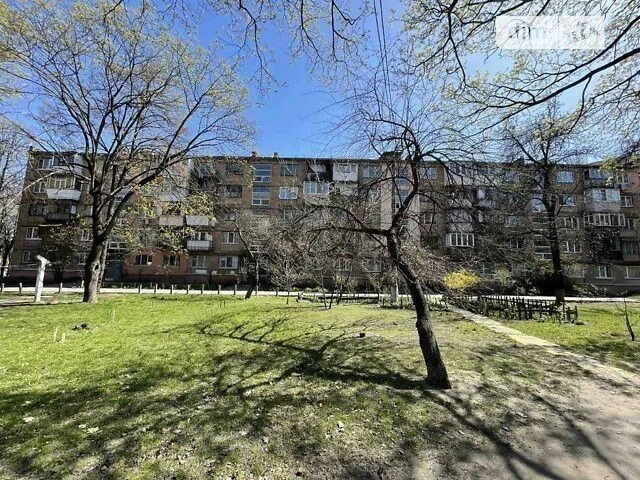 Продажа комнаты 9.2 кв. м по ул. Академика Доброхотова 14 •