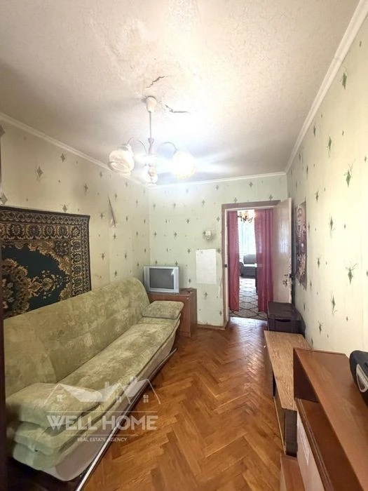 Apartment for sale 3k Nadiya Svitlichna, 2 Kyiv