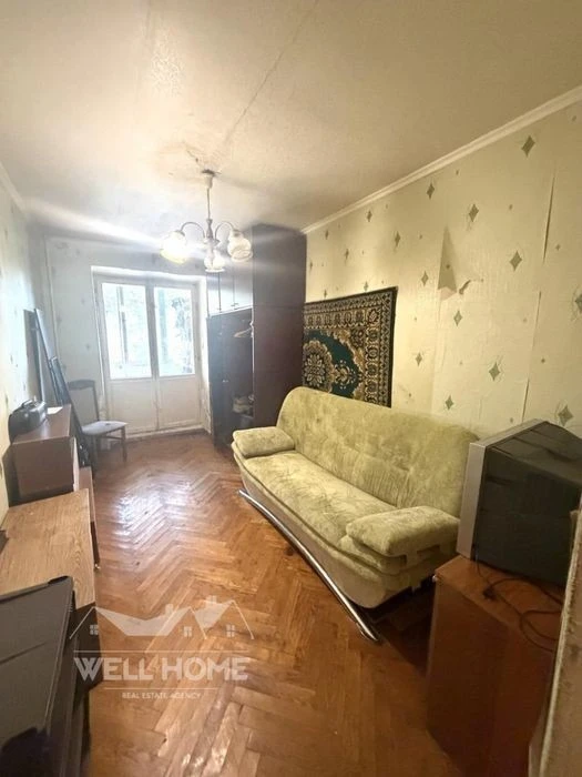 Apartment for sale 3k Nadiya Svitlichna, 2 Kyiv