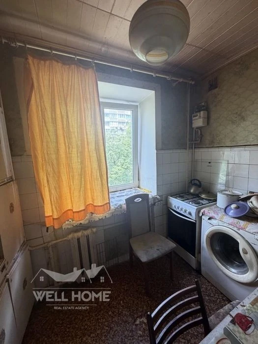 Apartment for sale 3k Nadiya Svitlichna, 2 Kyiv