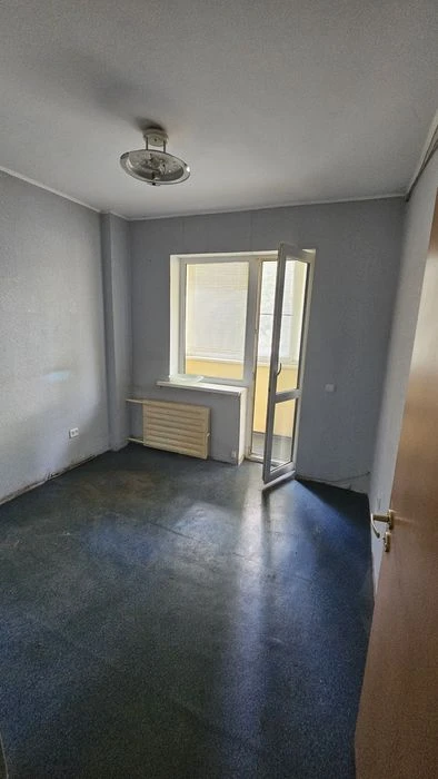 Urgent! 4th apartment in the Center of Khortytskyi district 1/9 condominium,