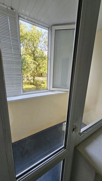 Urgent! 4th apartment in the Center of Khortytskyi district 1/9 condominium,