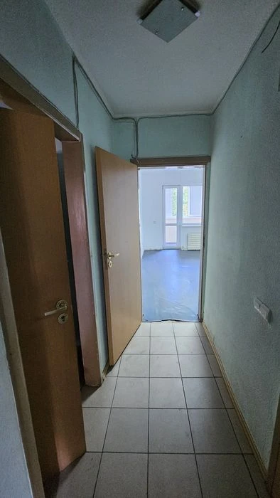 Urgent! 4th apartment in the Center of Khortytskyi district 1/9 condominium,