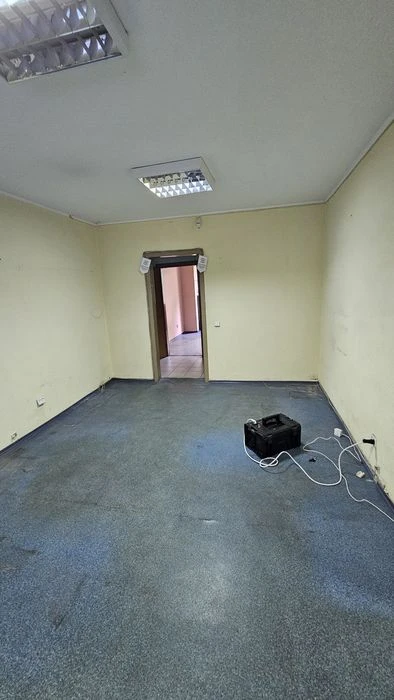 Urgent! 4th apartment in the Center of Khortytskyi district 1/9 condominium,