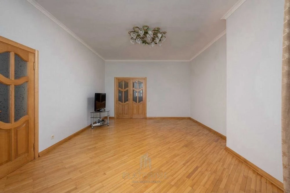 apartment 102.4m + parking 25m2 Bulvarno-Kudryavska 11a Zolo