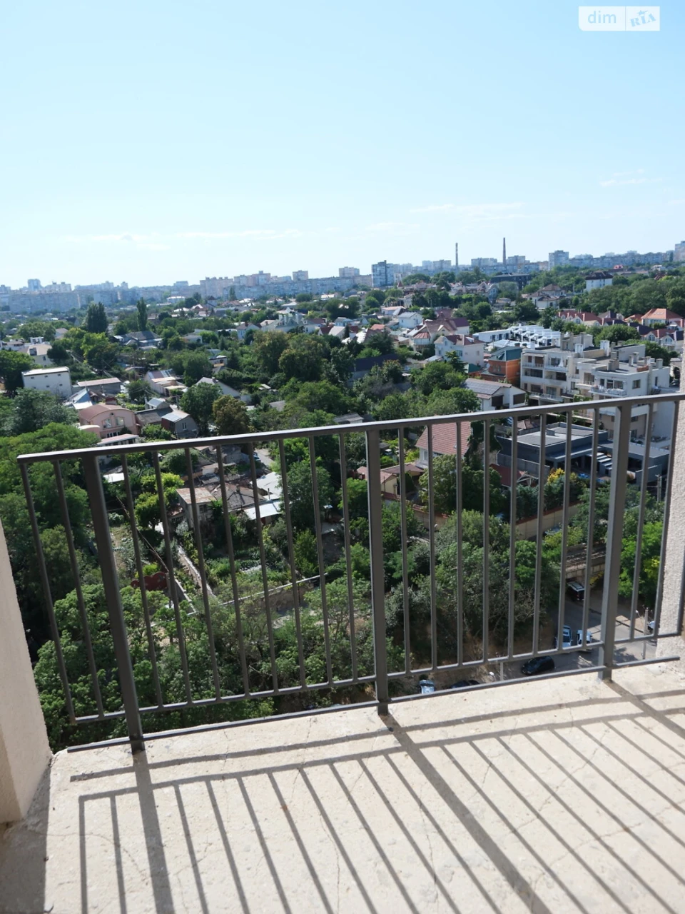 Продажа квартиры Золотой Берег.
