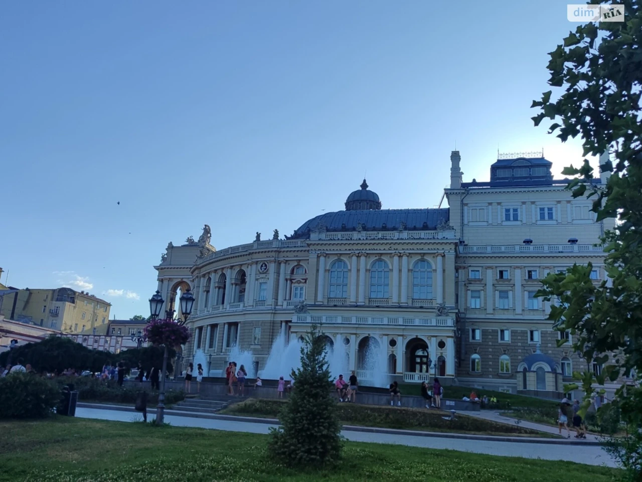 Продажа квартир Приморский.