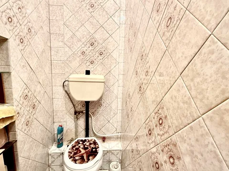 Apartment. Kharkiv, Novomyasnitskaya St.