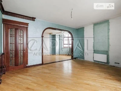 Sale of 5k apartment 215 sq. m on Bulvarno-Kudryavska street •