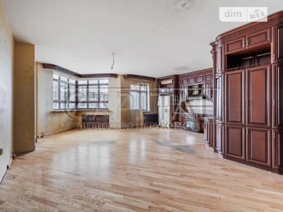 Sale of 5k apartment 215 sq. m on Bulvarno-Kudryavska street •