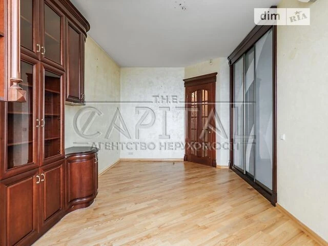 Sale of 5k apartment 215 sq. m on Bulvarno-Kudryavska street •