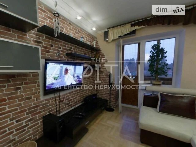 Sale of 2-room apartment 60 sq. m. on Pavla Zagrebelnogo str. 11 •