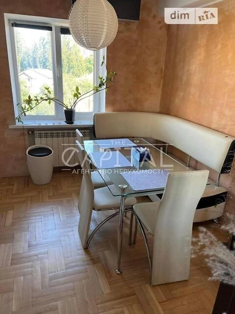 Sale of 2-room apartment 60 sq. m. on Pavla Zagrebelnogo str. 11 •
