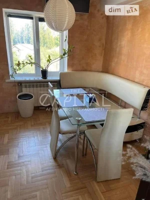 Sale of 2-room apartment 60 sq. m. on Pavla Zagrebelnogo str. 11 •