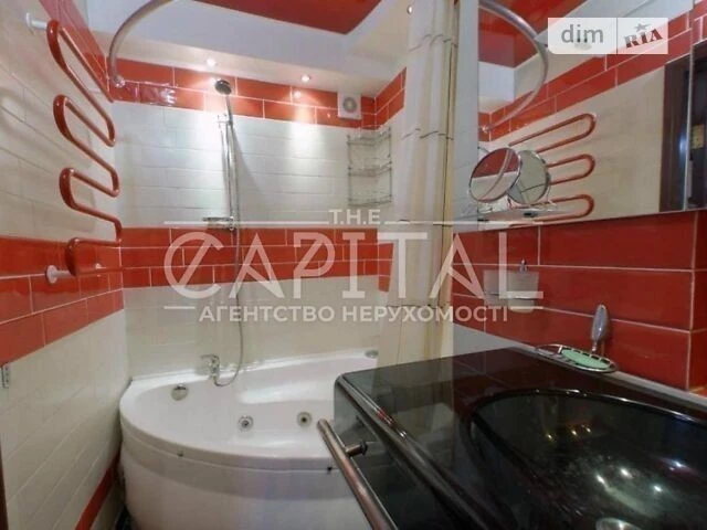 Sale of 2-room apartment 60 sq. m. on Pavla Zagrebelnogo str. 11 •