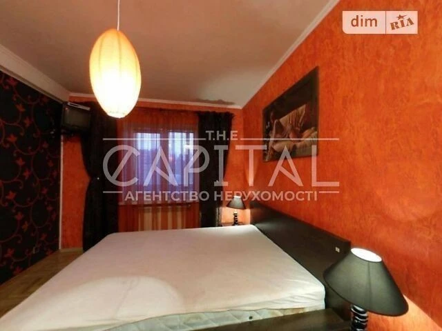 Sale of 2-room apartment 60 sq. m. on Pavla Zagrebelnogo str. 11 •